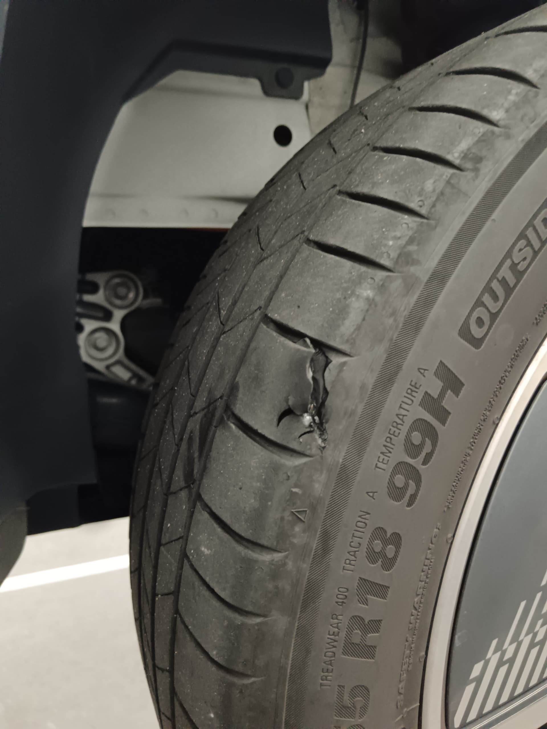 Kumho Ecsta PS71