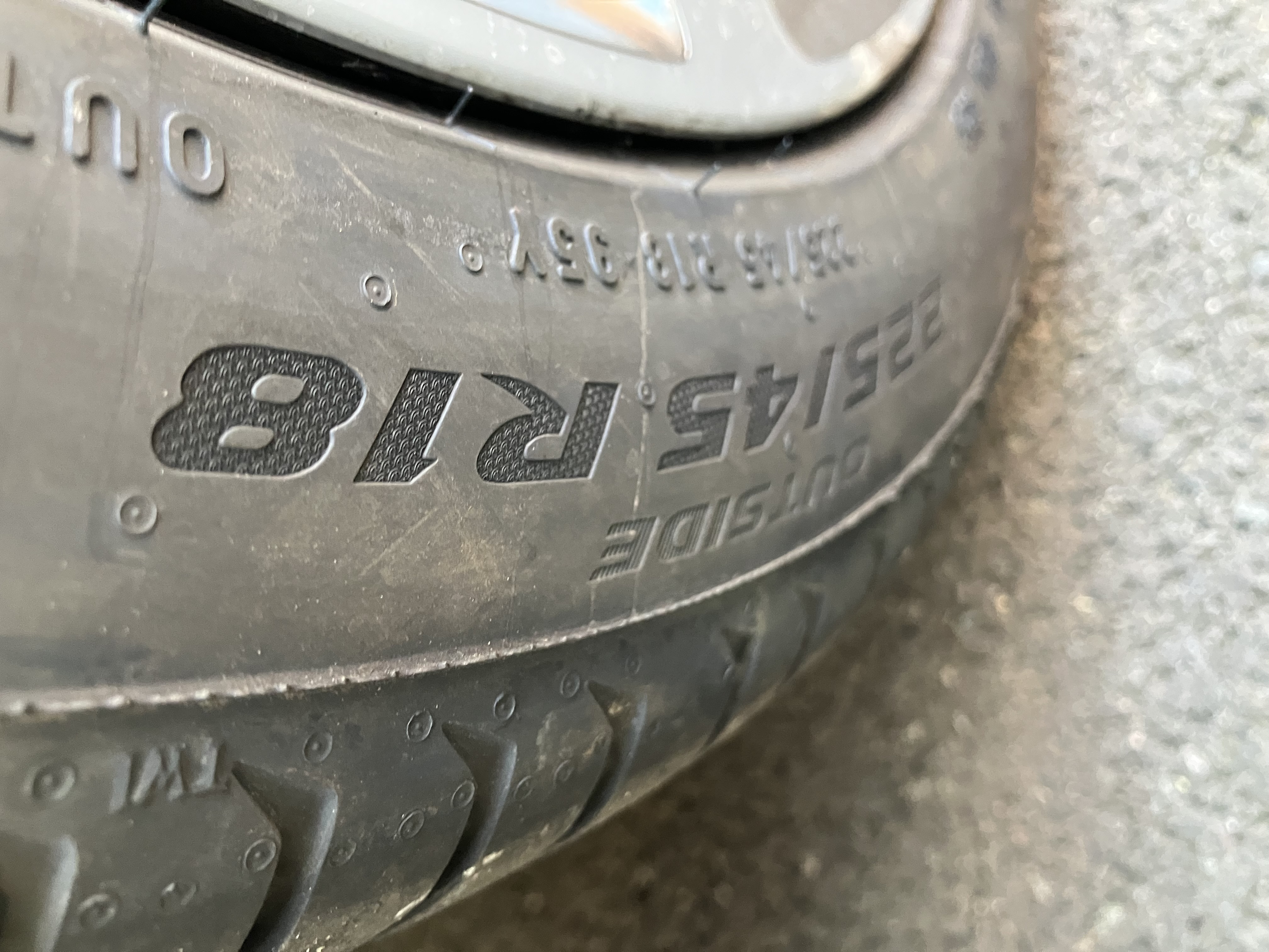 Pirelli Cinturato C3