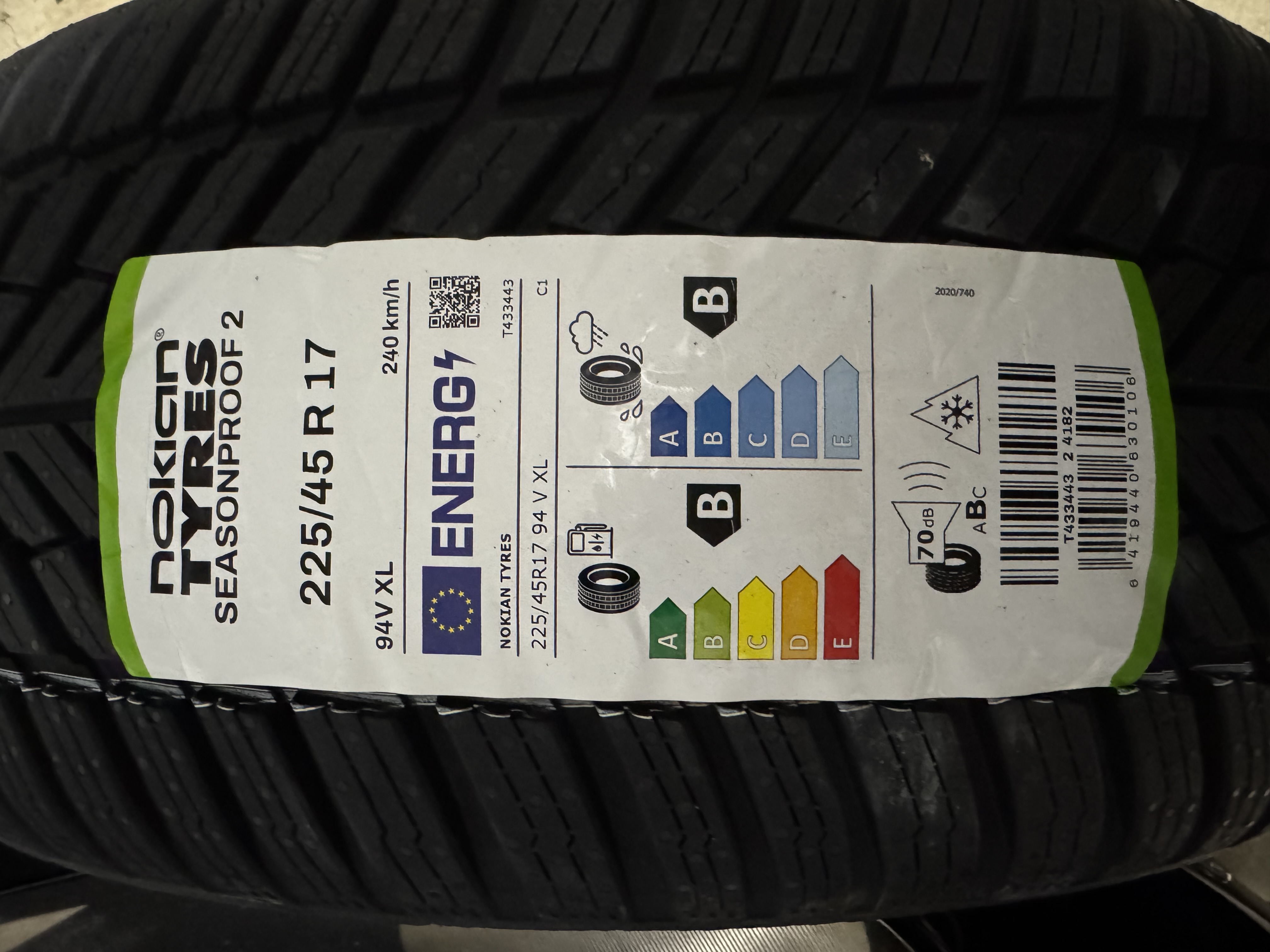 Nokian Seasonproof 2