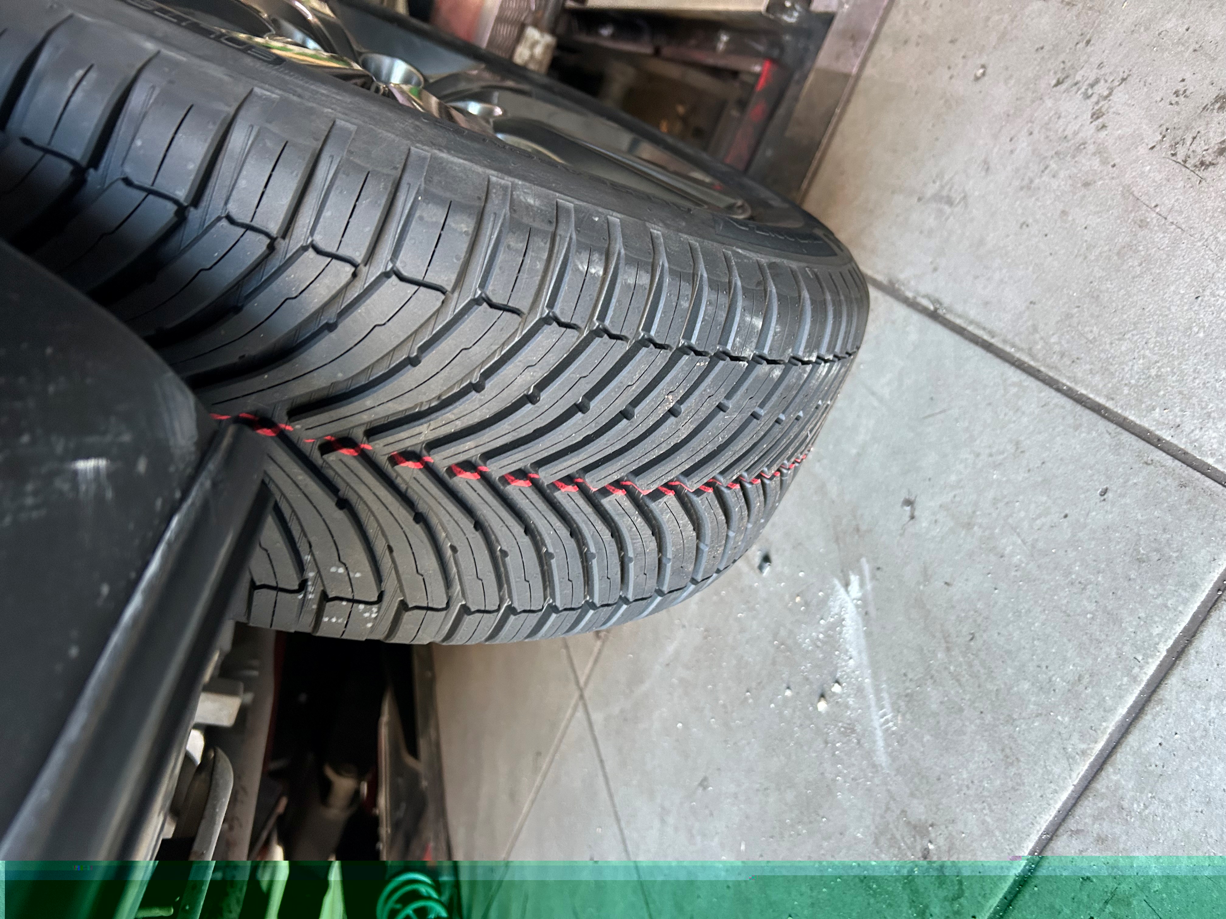 Bridgestone Turanza All Season 6