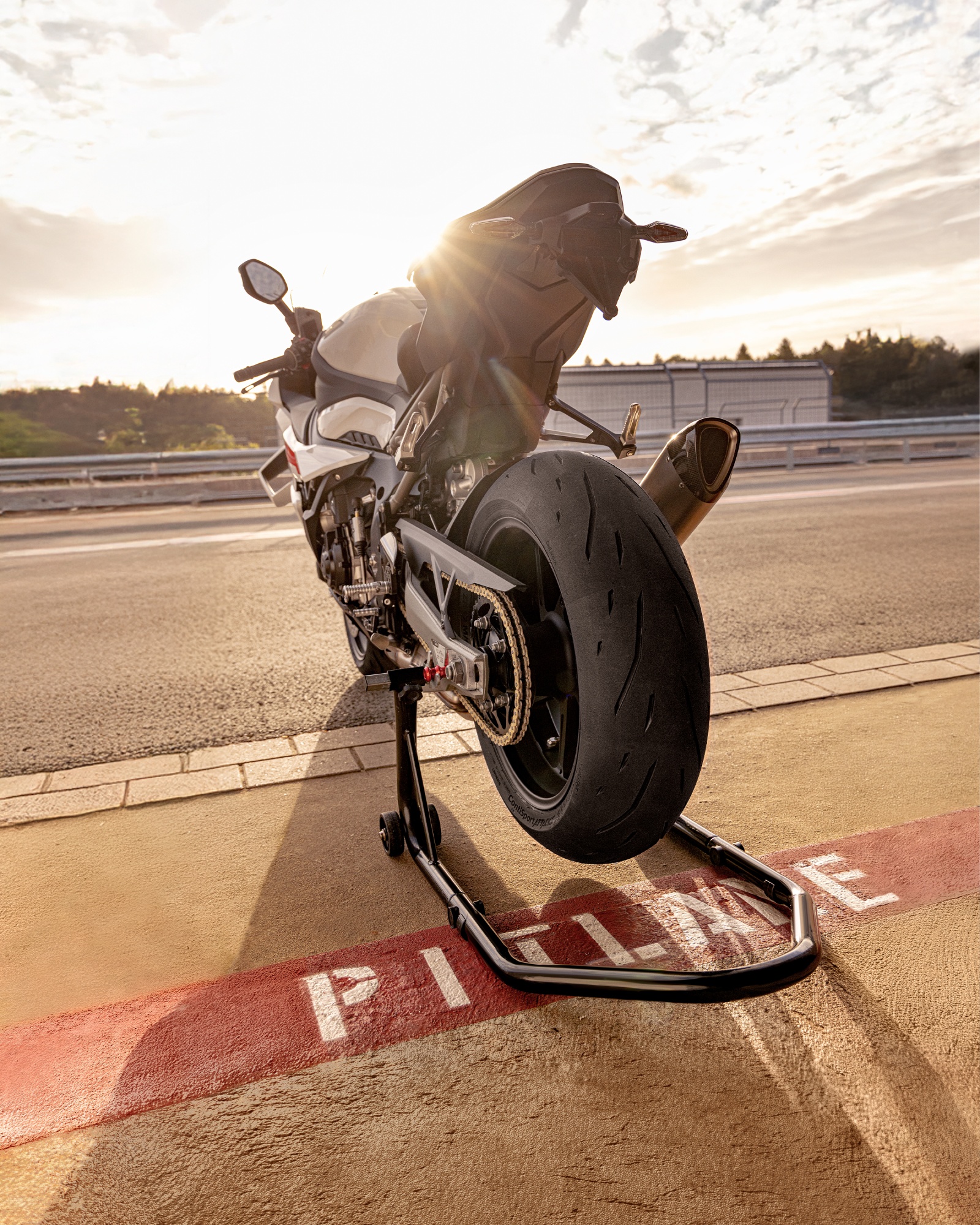 Continental ContiSportAttack 5