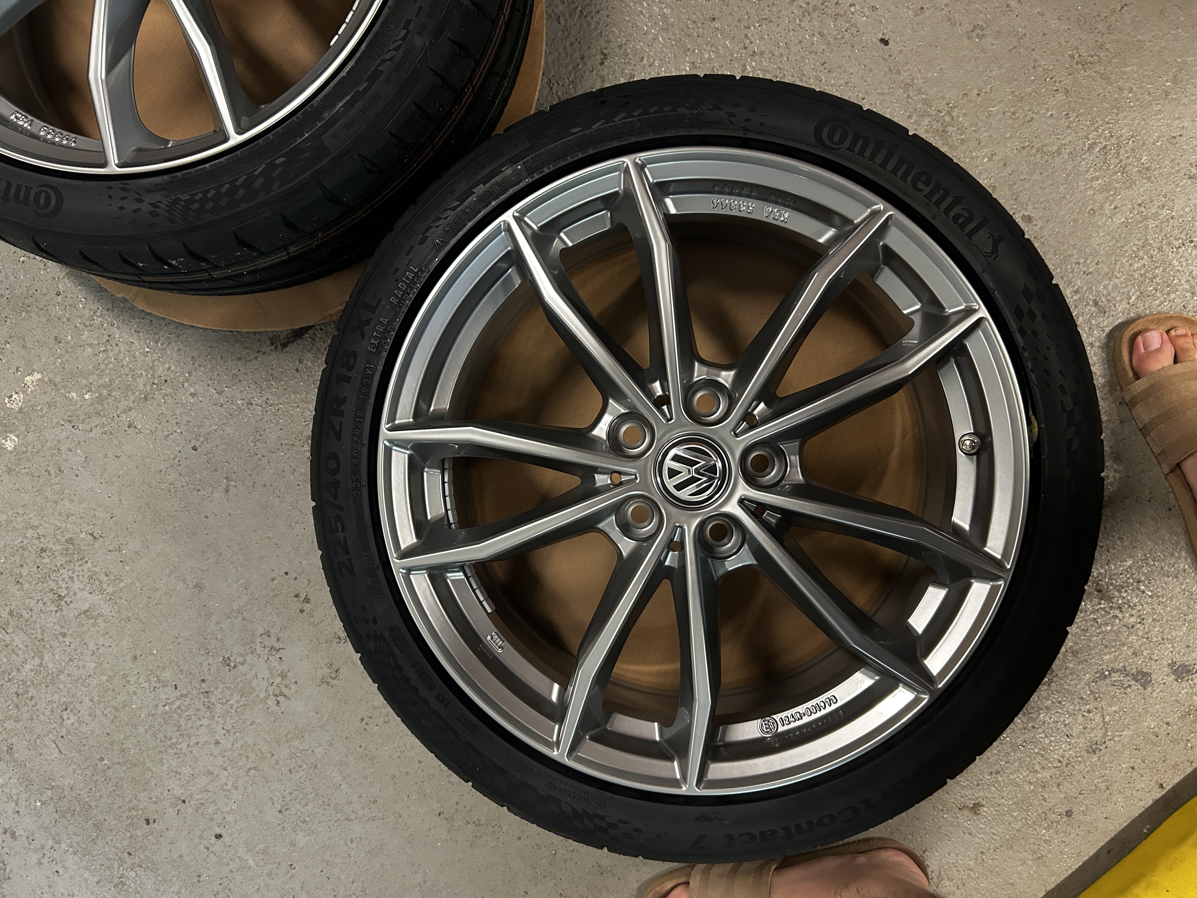 Continental SportContact 7