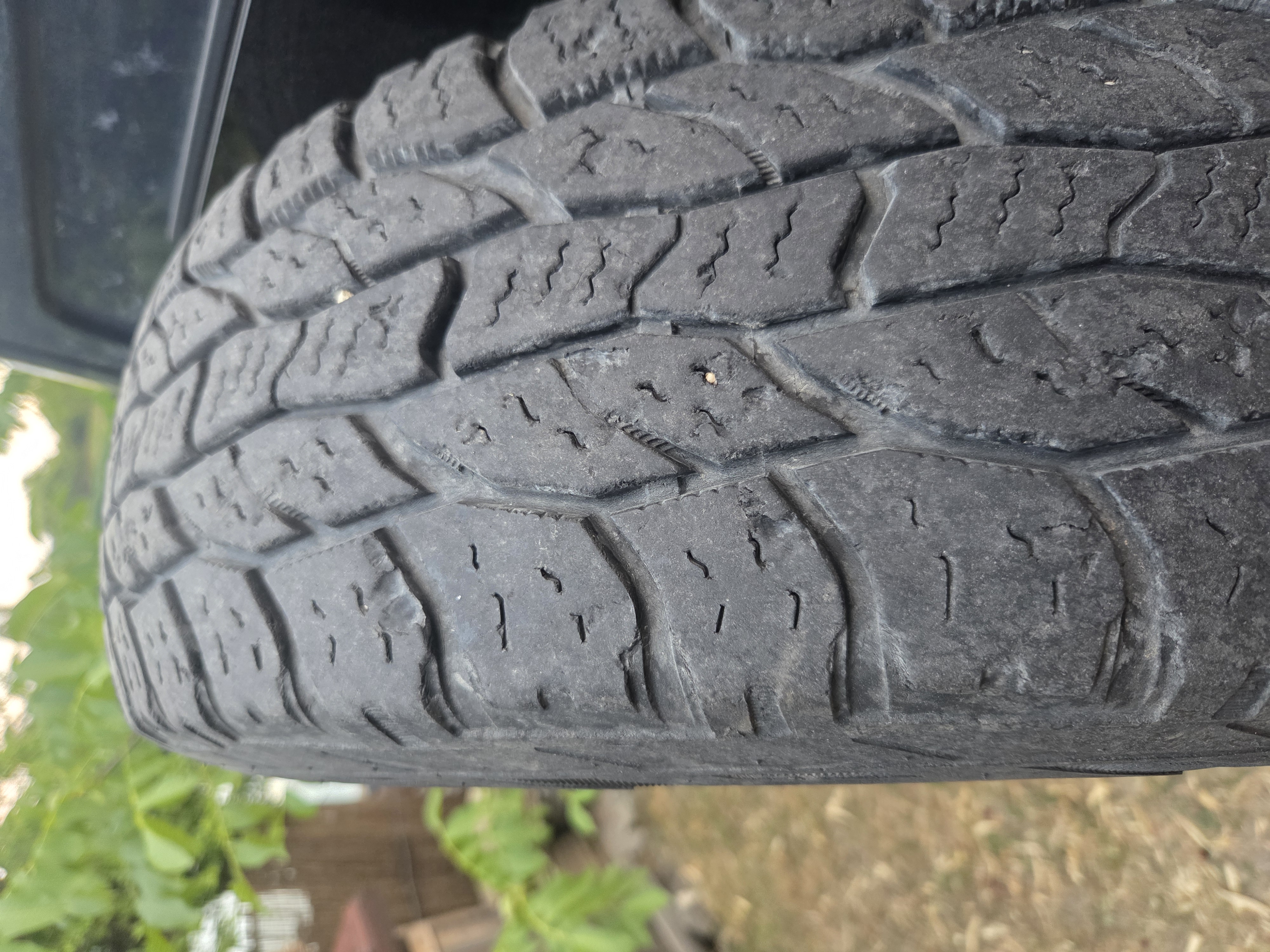 Cooper Discoverer AT3 Sport 2 SUV