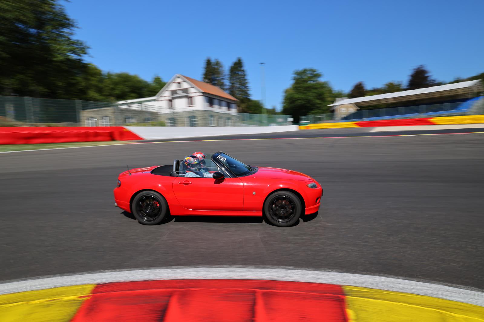 Davanti Protoura Race