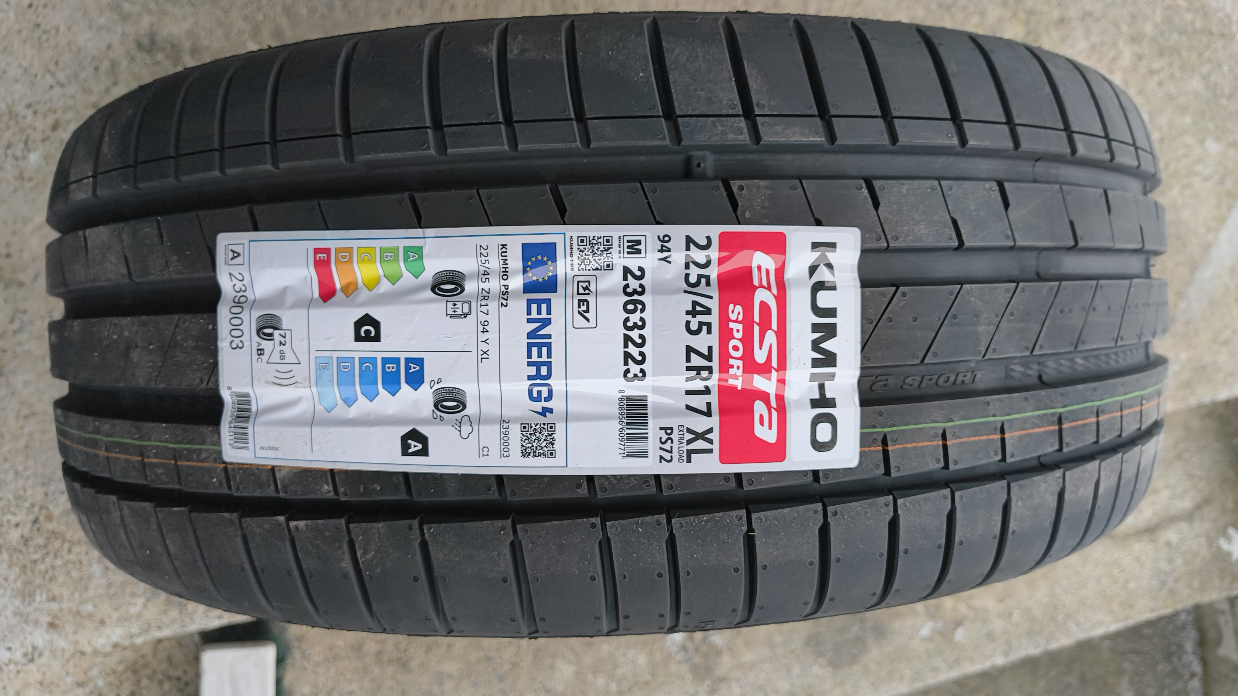 Kumho Ecsta Sport S PS72