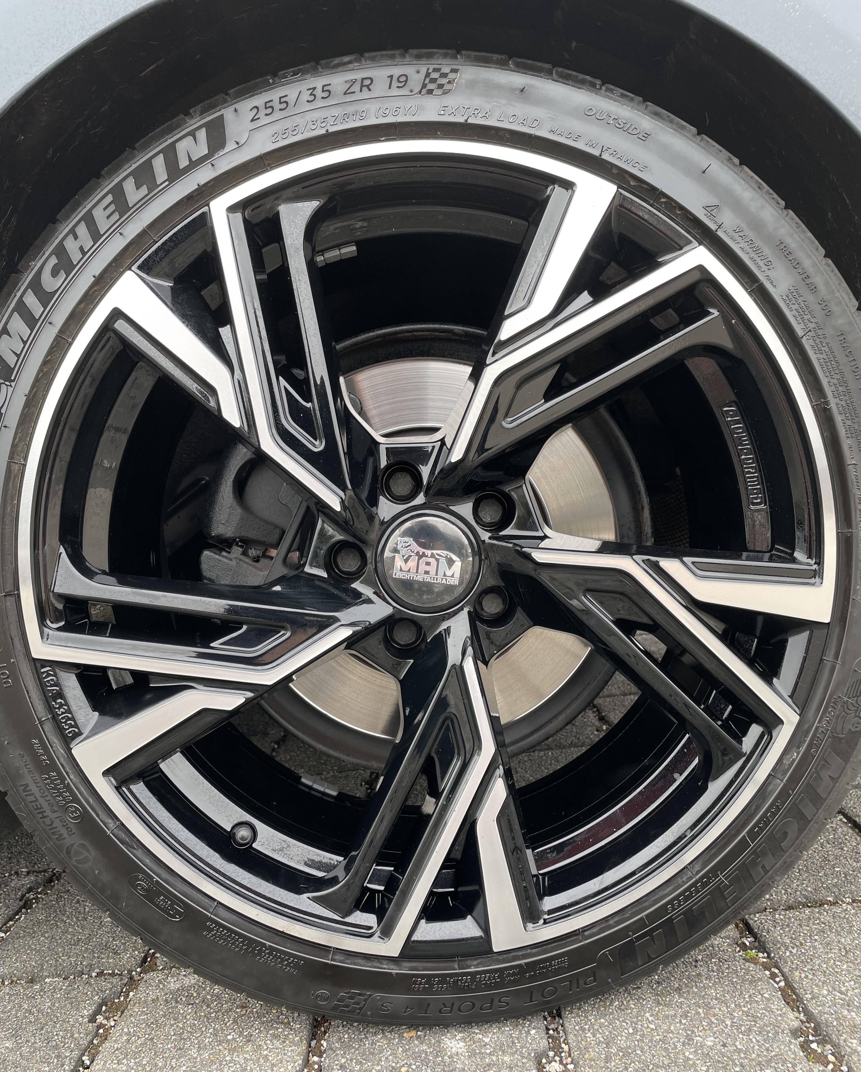 Michelin Pilot Sport 4 S
