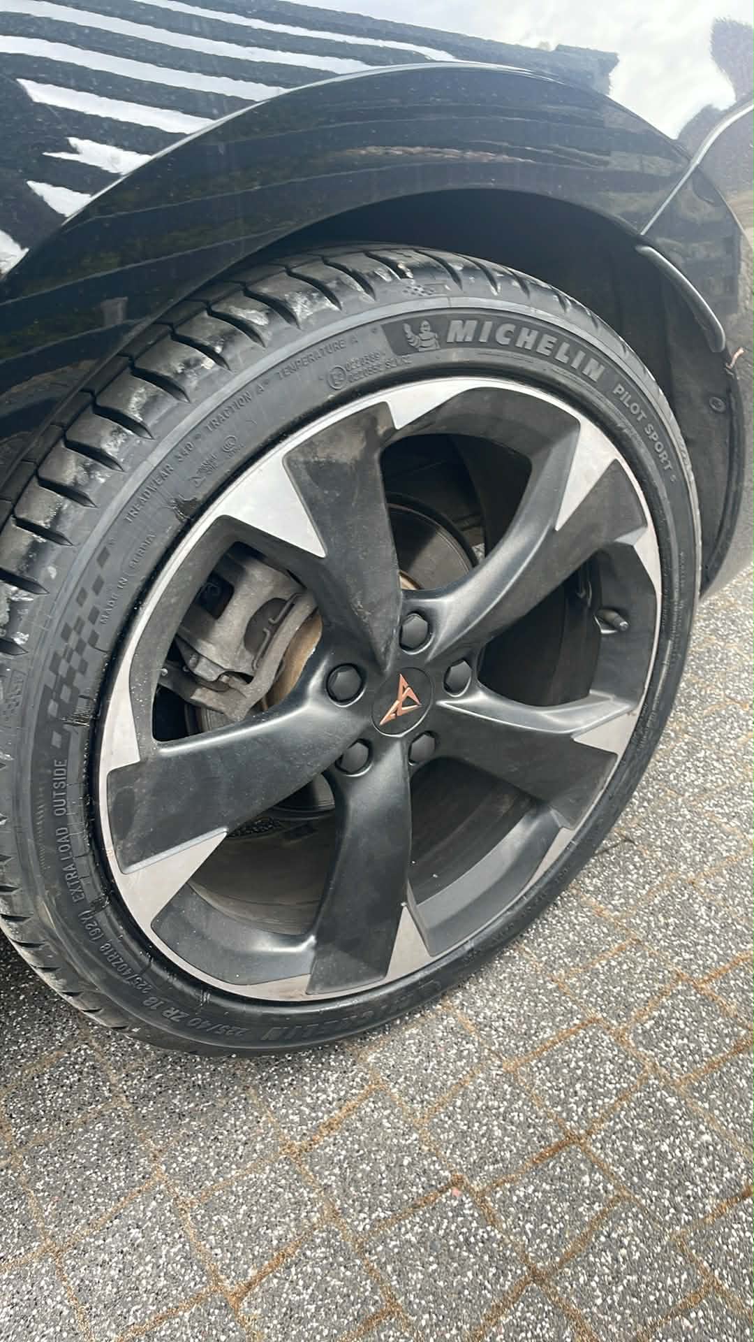 Michelin Pilot Sport 5