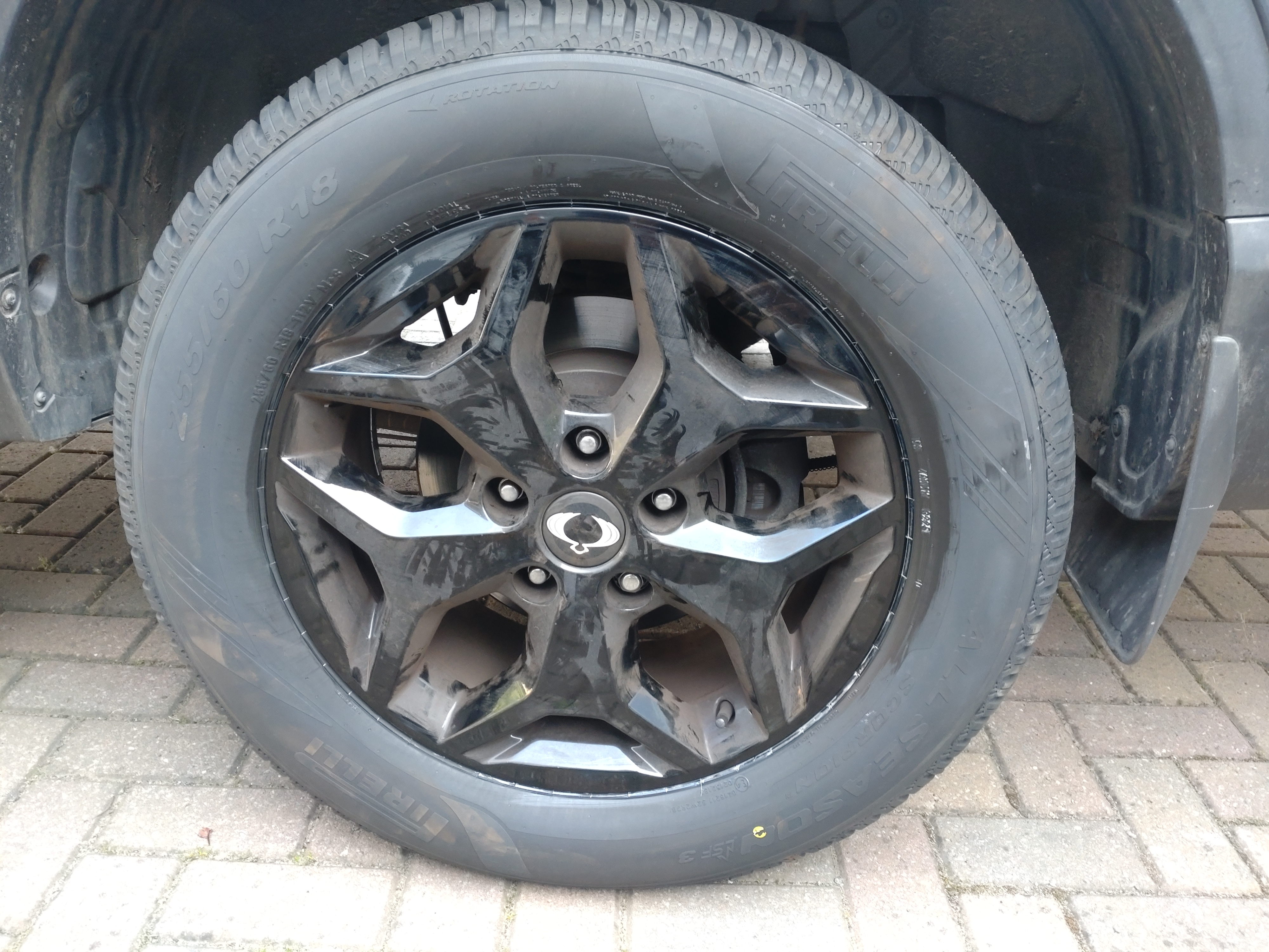 Pirelli Scorpion All Season SF3