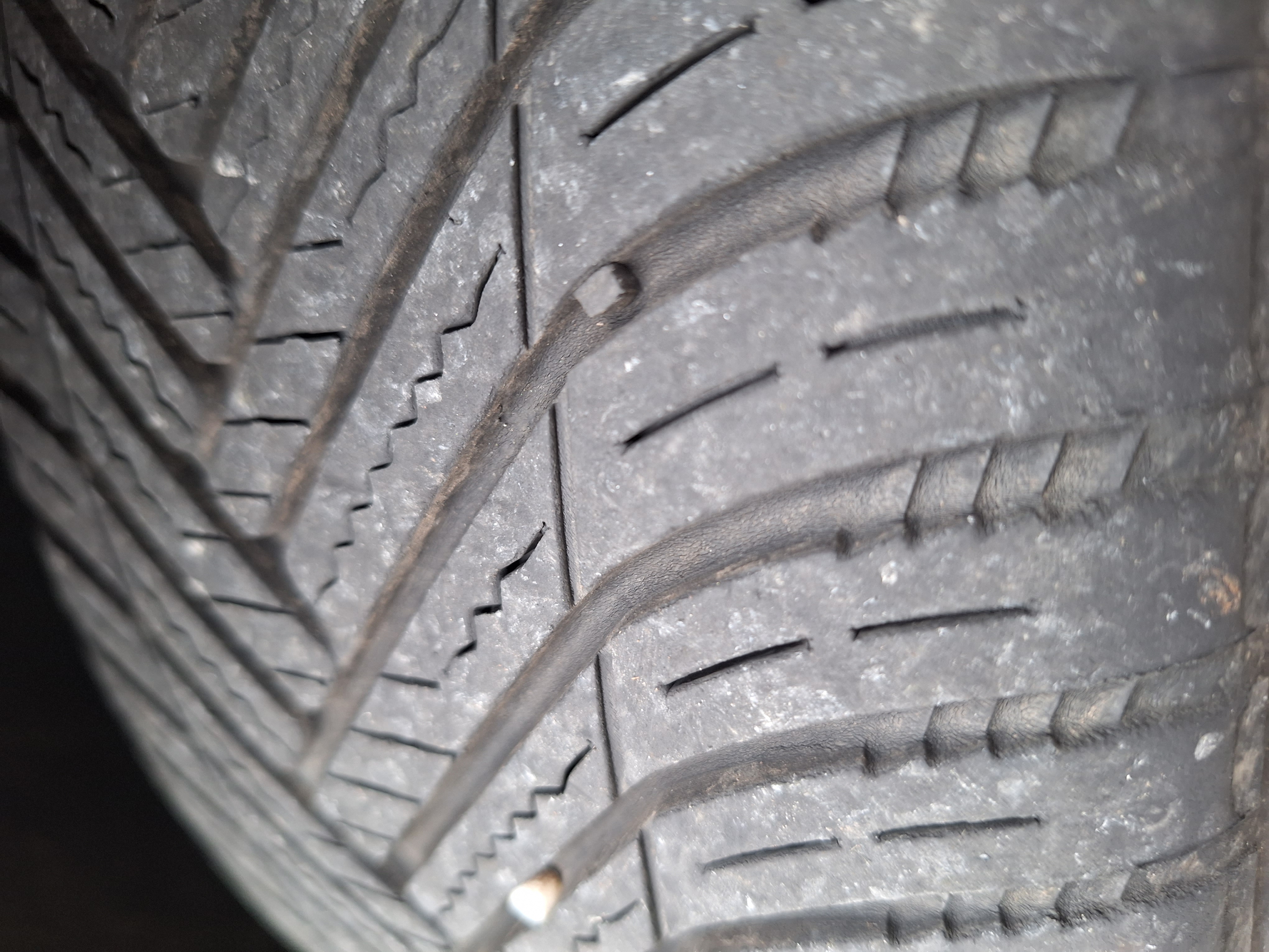 hankook kinergy 4s2