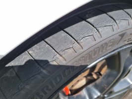 Bridgestone Potenza Sport additional image