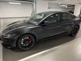 Nokian Hakkapeliitta R5 EV image