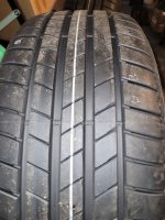 Firestone Roadhawk 2 ENLITEN image