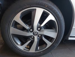 Bridgestone Potenza Adrenalin RE004 image