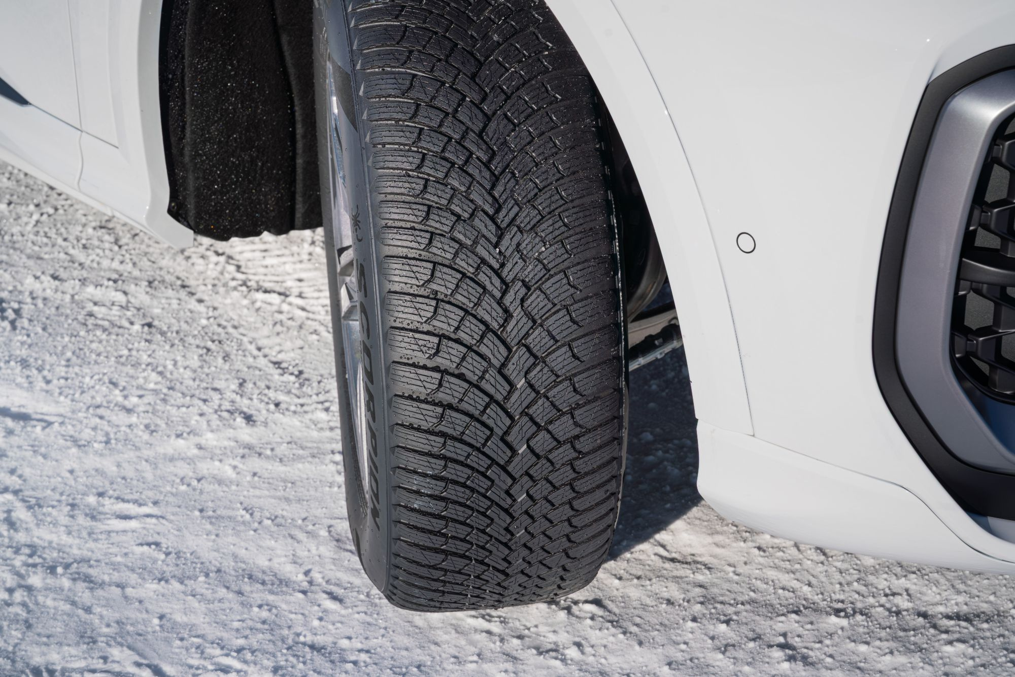Pirelli Scorpion Winter 3 tread pattern on snow